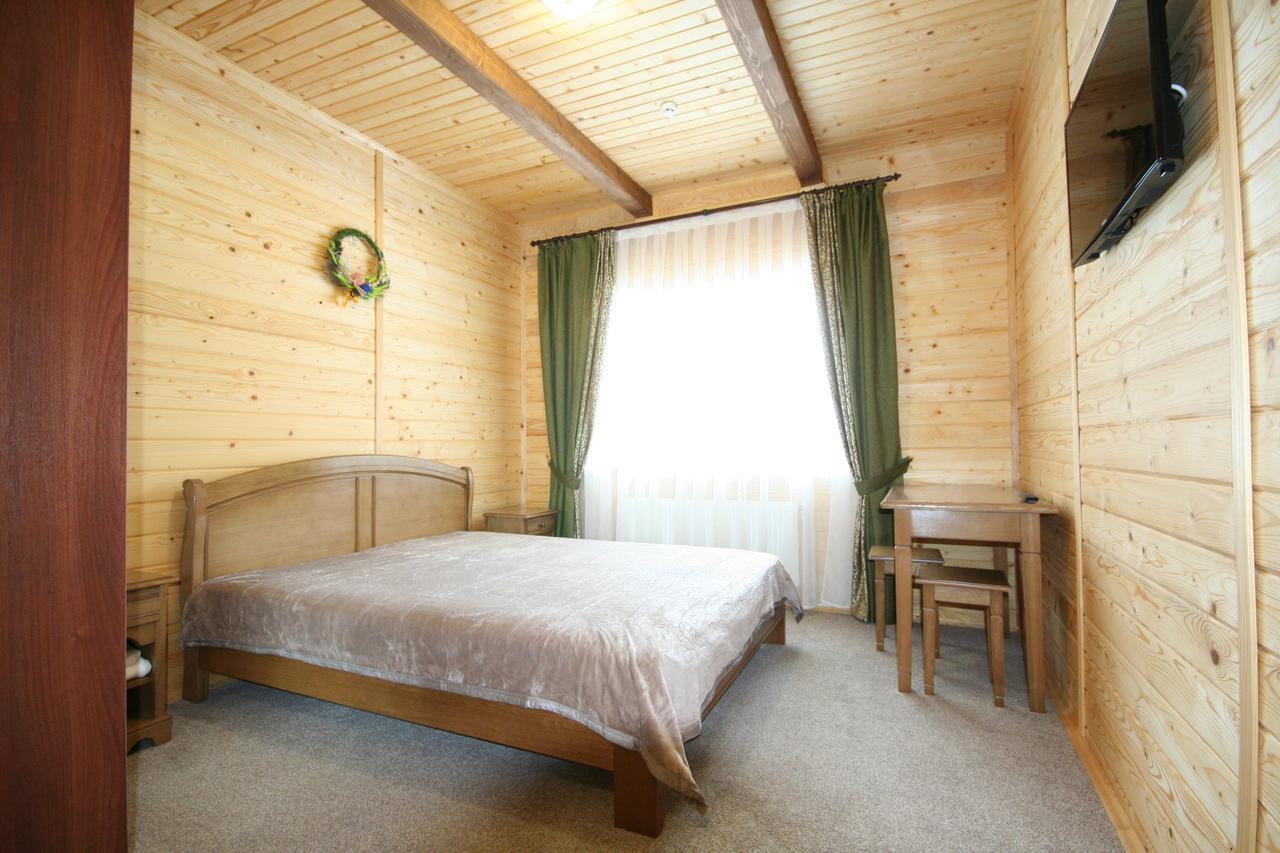 Arnika Hotel Bukovel Exterior photo